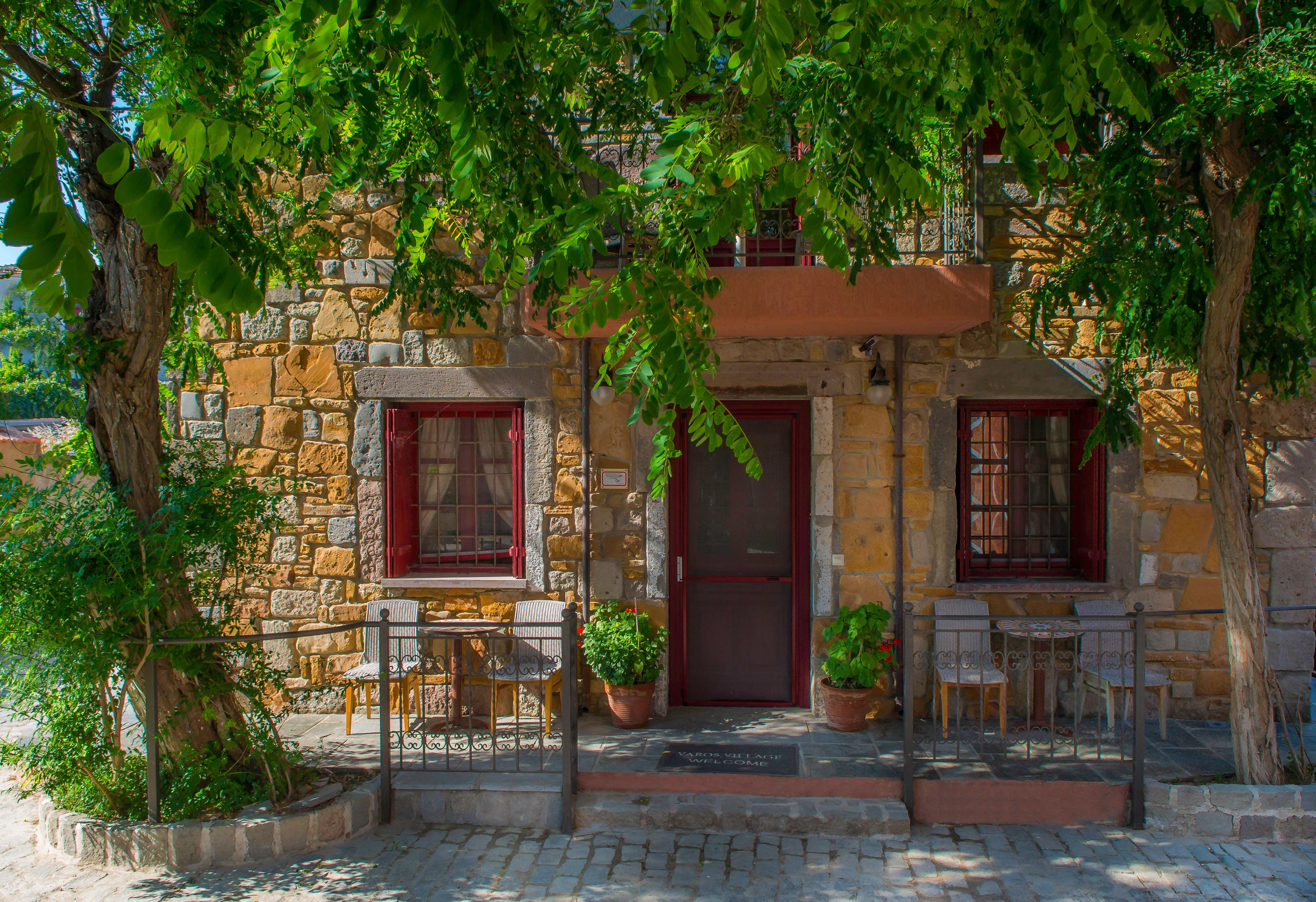 Varos Village Boutique Hotel Exterior photo